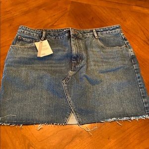 ASOS NWT Denim Skirt - Size US 14